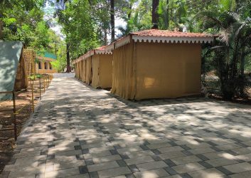 Aaram-kutir-pinewood resort
